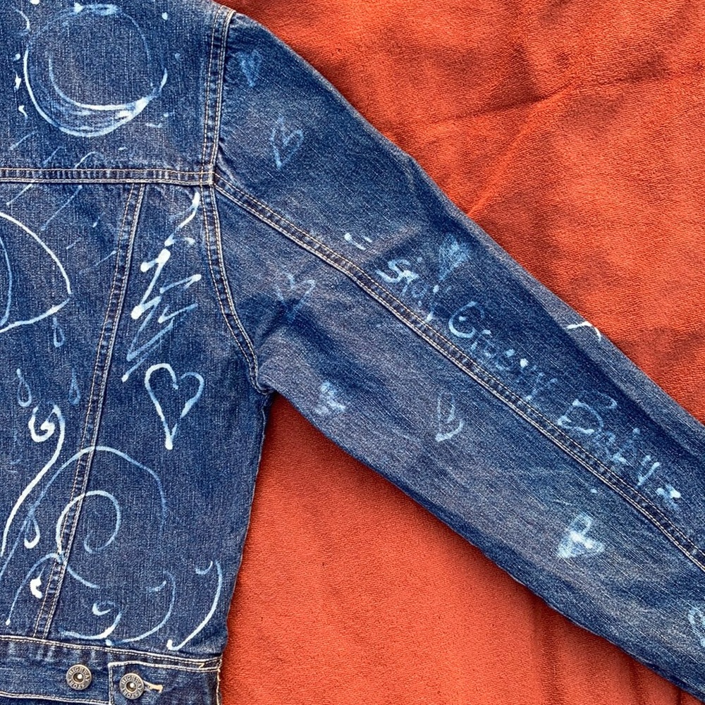 Groovy True Blue vintage Denim jacket upcycled - Picture 6 of 14